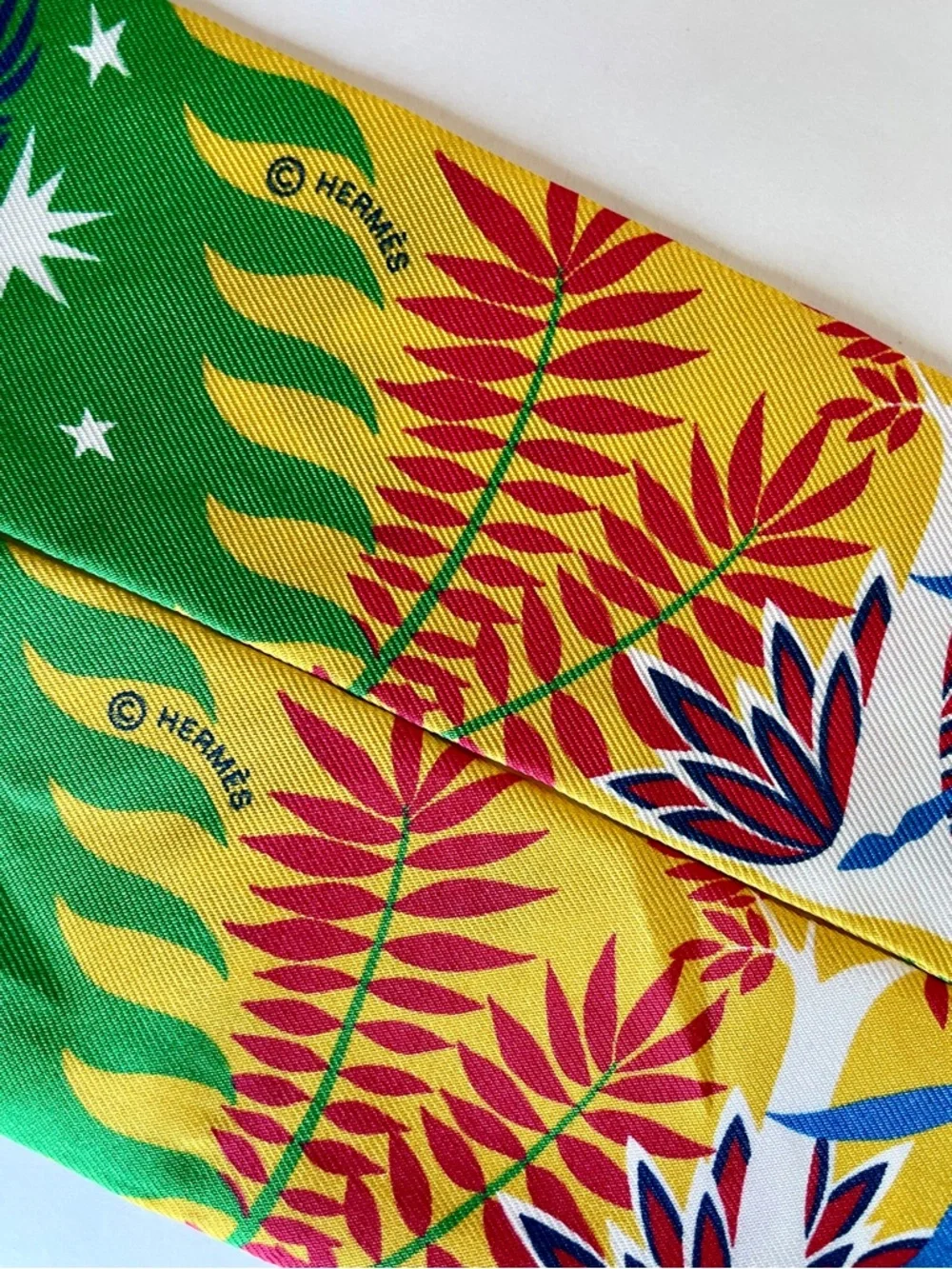Hermès Set of 2 Twilly Scarves 100% Silk | Le Charme D’Orphee | Yellow & Green - Picture 4 of 8